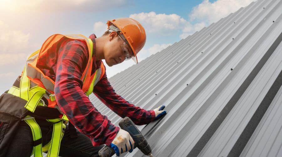 Professional Emergency Roof Repairs services in Williamson, WV